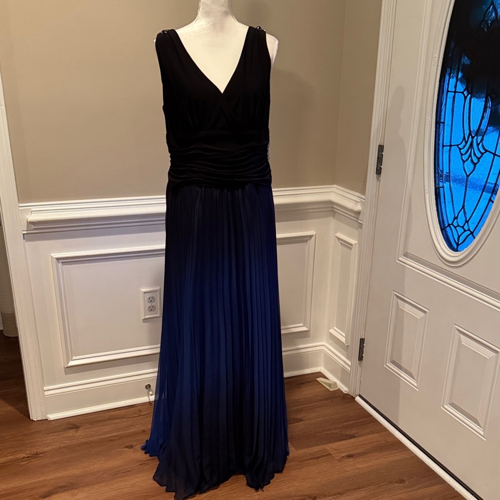 Elegant Black and Blue Evening Gown